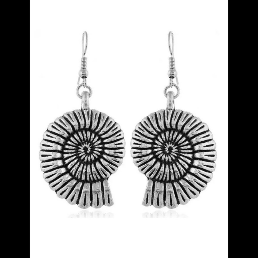 Shell Conch Earrings